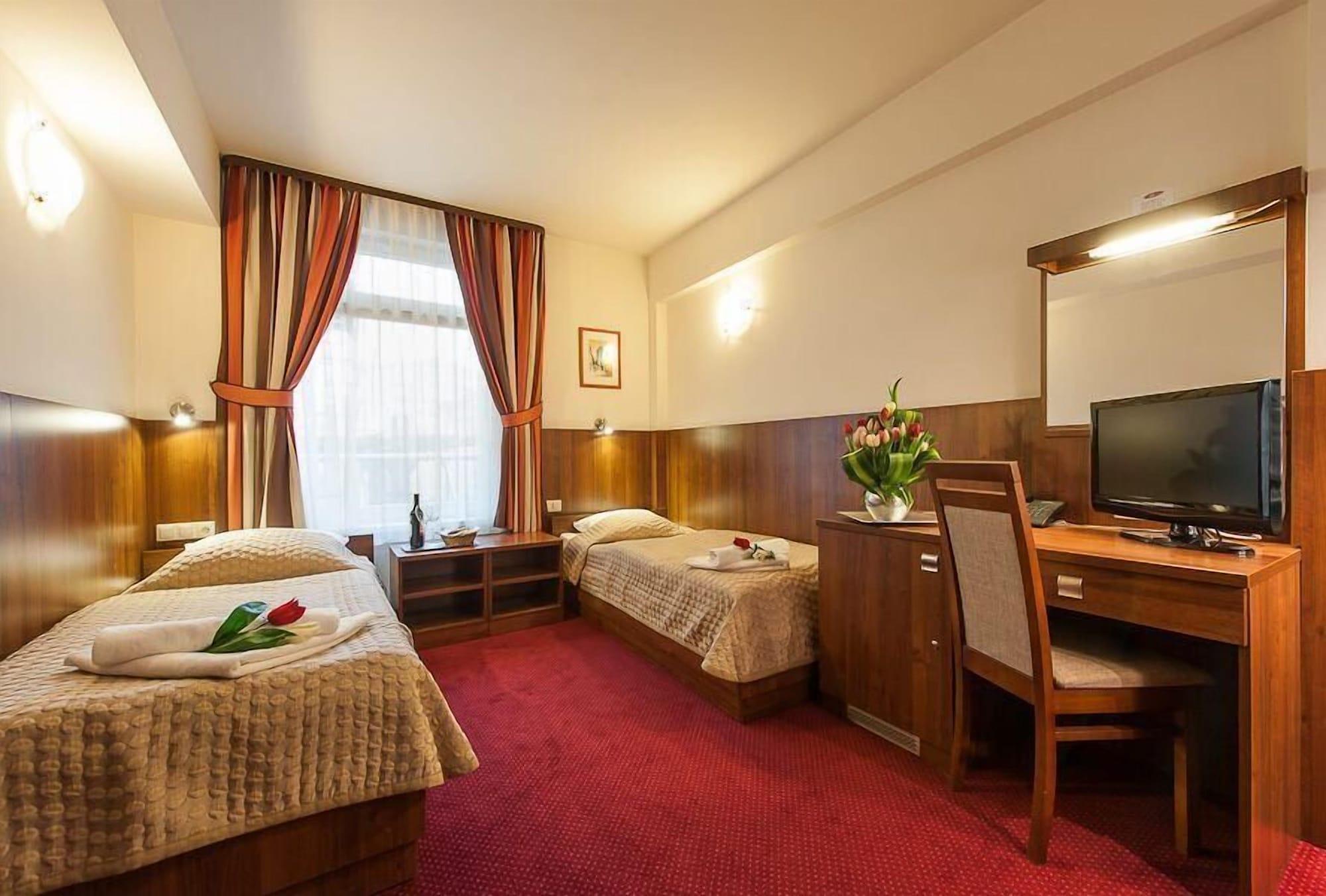 Hotel Alexander 크라쿠프 객실 사진
